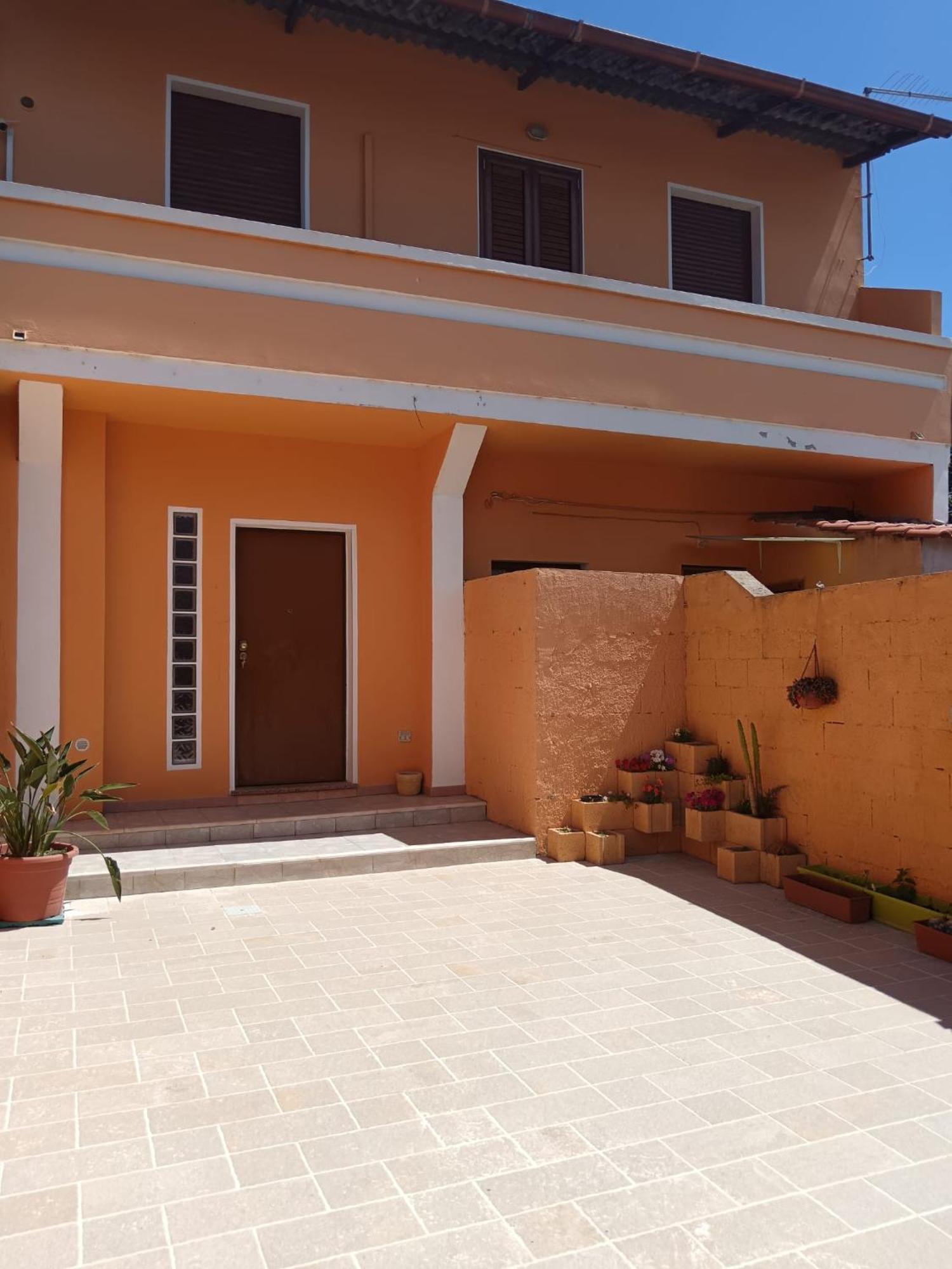 Casa Vacanza Tommy Pabillonis المظهر الخارجي الصورة